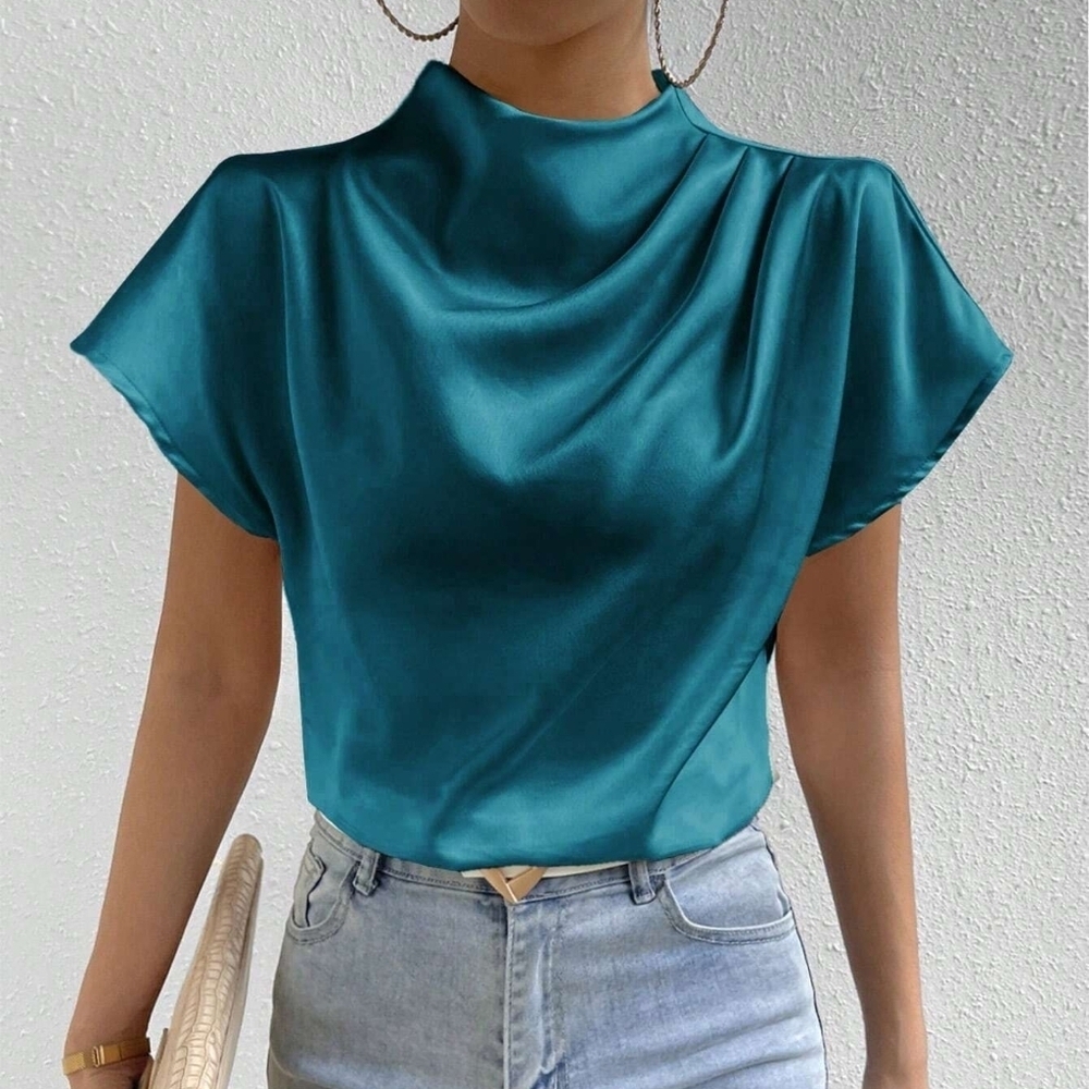Solid Color Round Neck Batwing Sleeve Casual Shirt - Picture 5 of 5